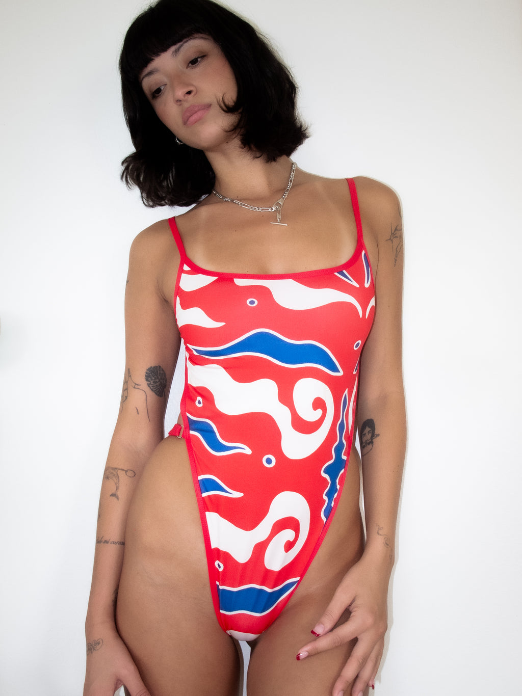 HIBISCUS ONE PIECE NAKED BACK